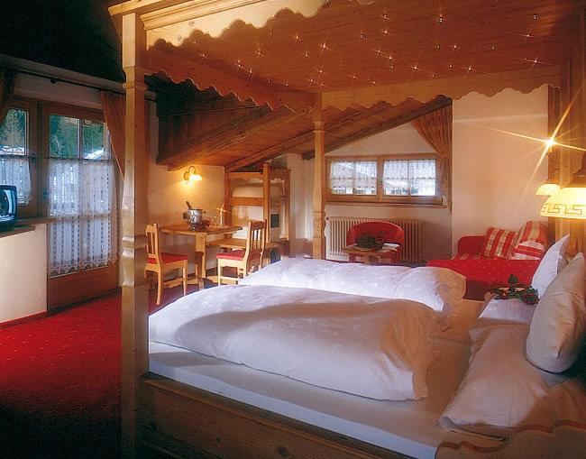 Hotel Garni San Nicolo Pozza di Fassa Luaran gambar